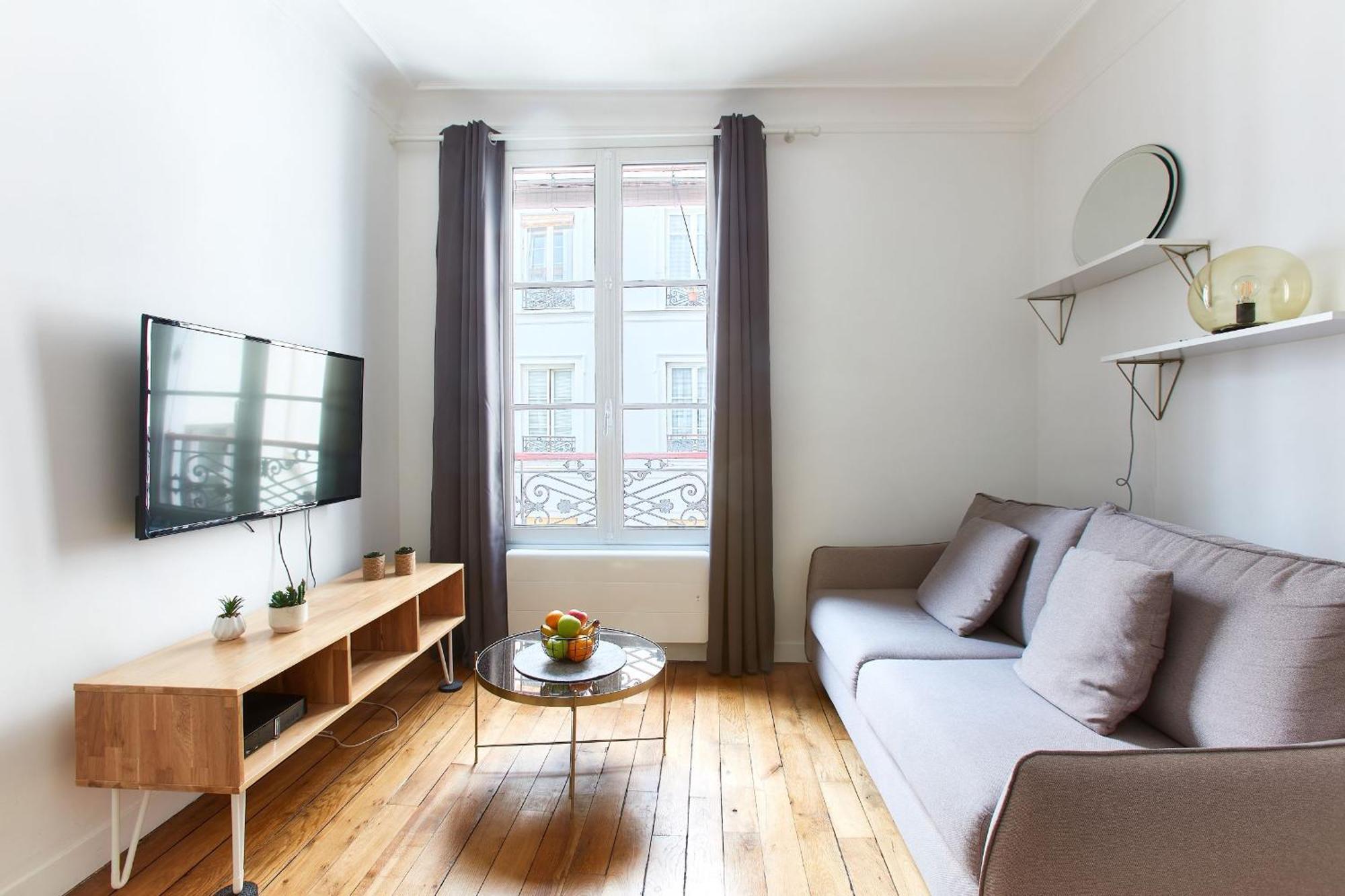 Bnbnova - 1br - Montmartre & Moulin Rouge Parijs